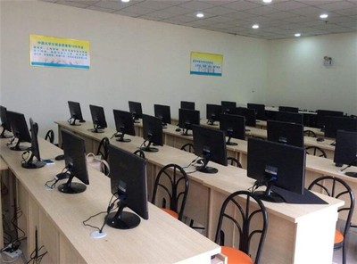 培訓學校 專業教育咨詢助您精準選擇成長之路